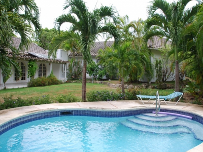 Mille Fleurs is a well-appointed villa on the West Coast which can meet clients' needs
